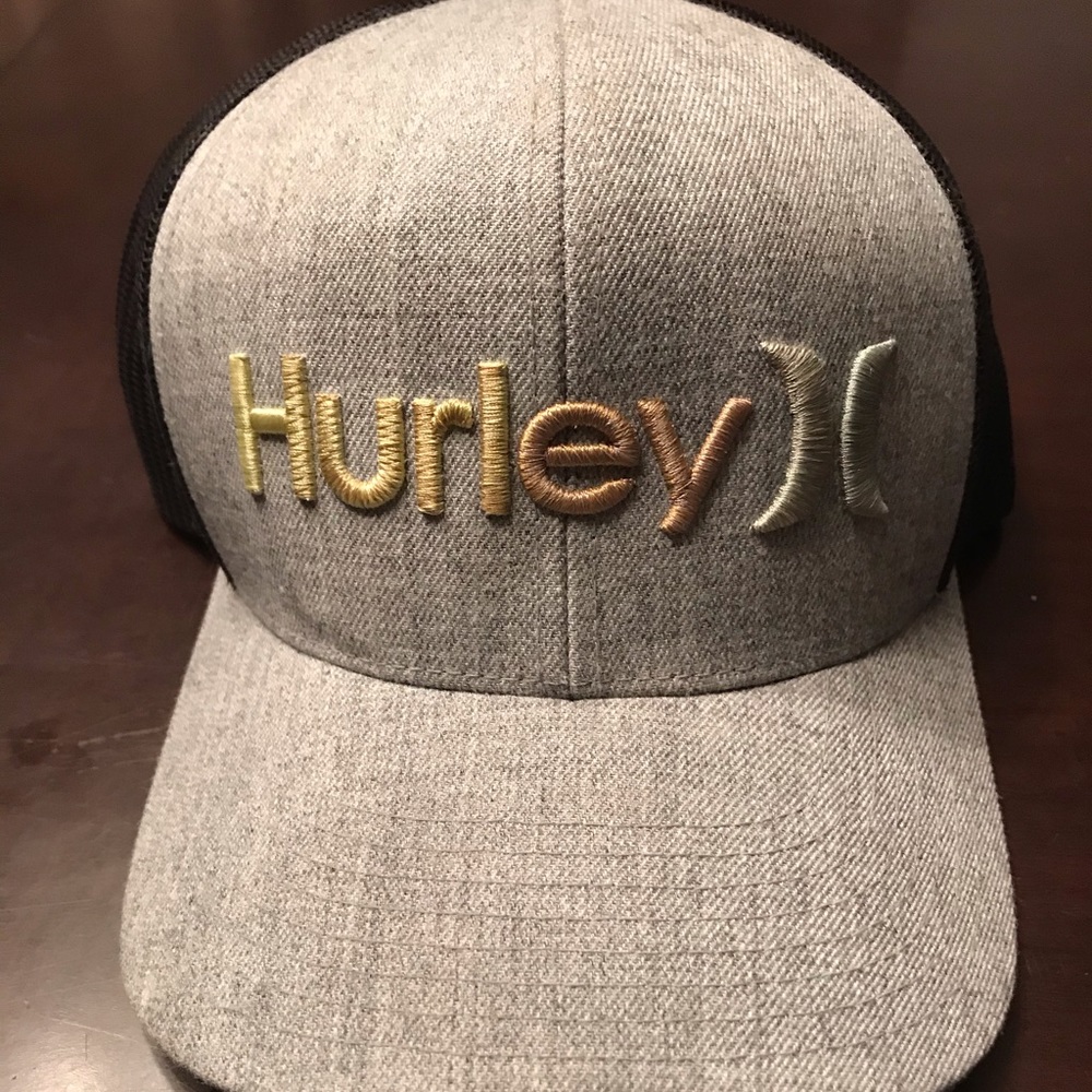 Hurley Snapback trucker style